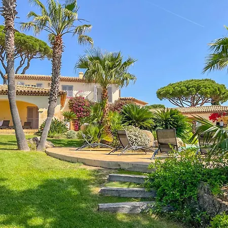 Villa La California *